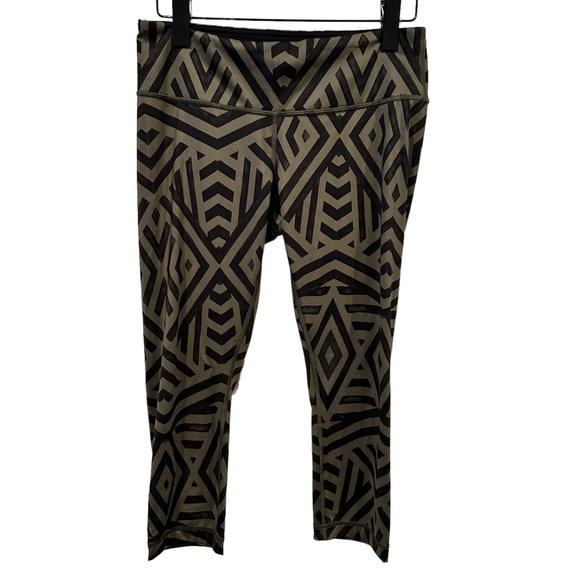 Lululemon Wunder Under Luxtreme Chevron Shuffle Greene Black crop leggings 8 - Picture 2 of 7